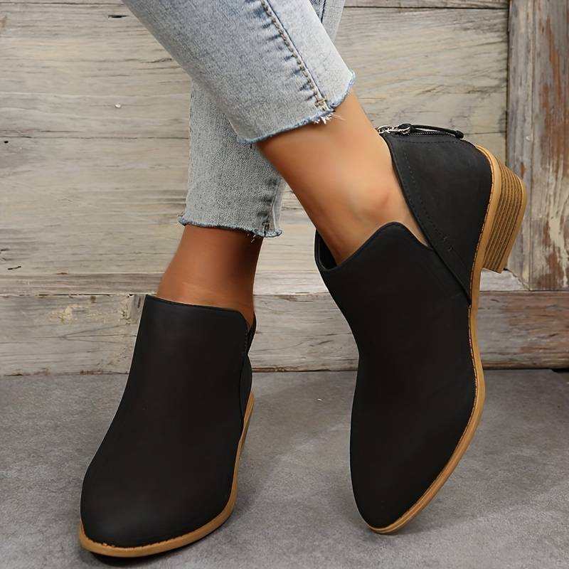 Botins de senhora em pele casuais com salto baixo para a estação primavera-outono