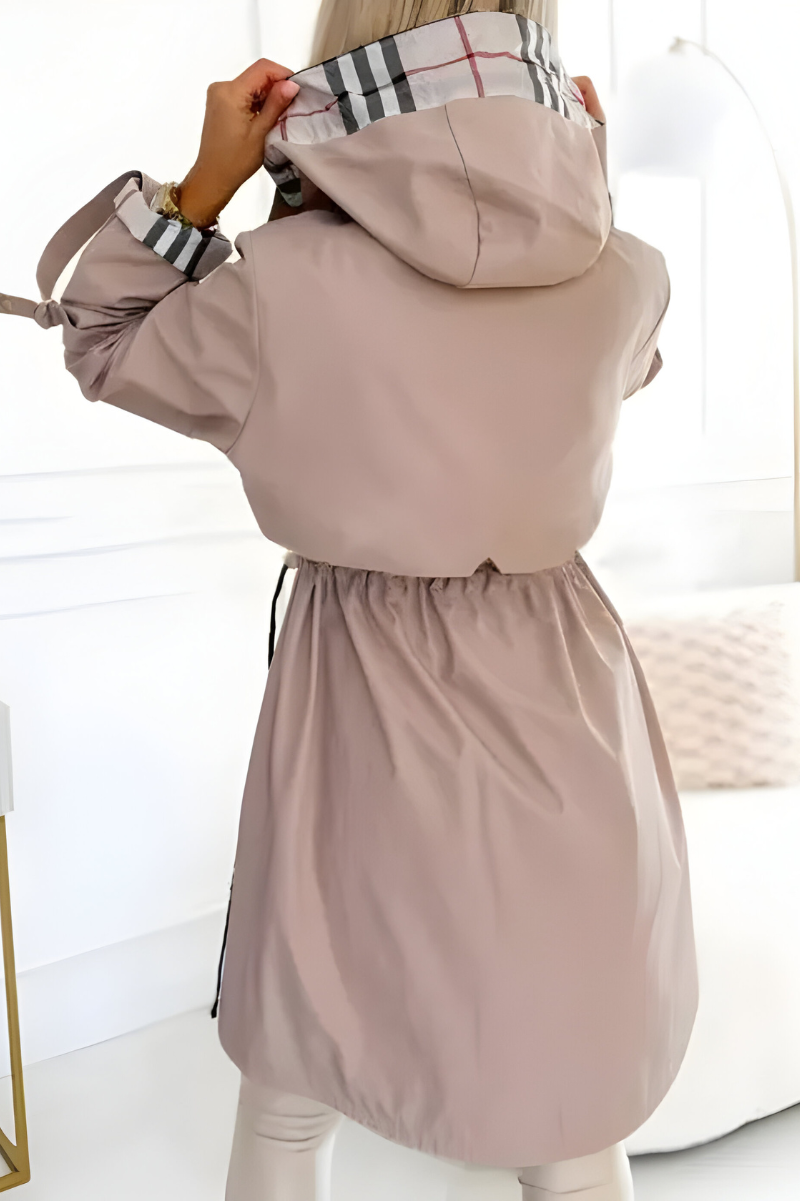 Parka damska lekka elegancka z nowoczesnym krojem na jesień przejściową pogodę casualowa