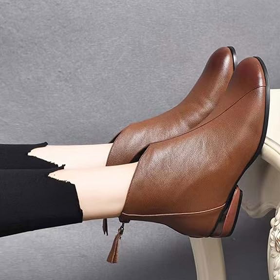 Dámské kožené kotníkové boty na jaro elegantní pohodlné nazouvací casual stylové