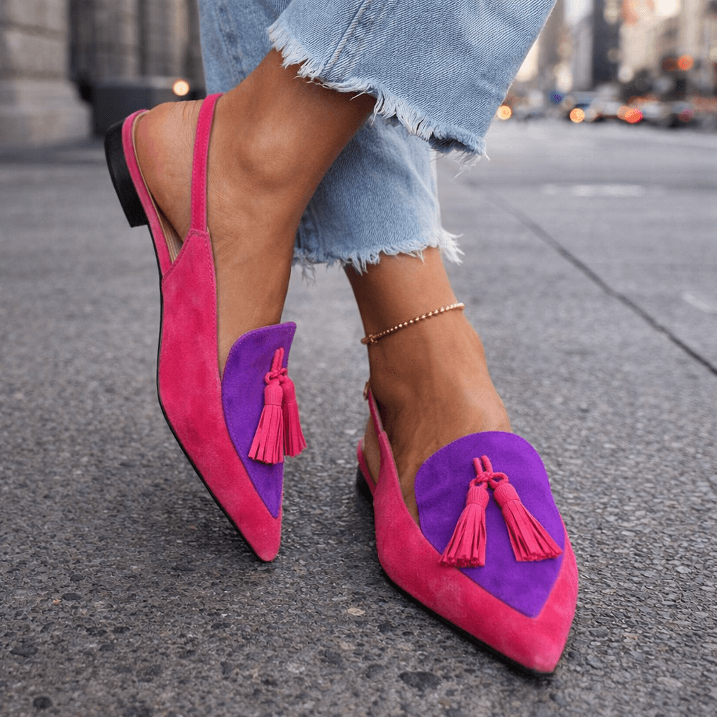 Baleriny damskie slingback na lato ze skóry ekologicznej ze szpiczastym noskiem i pomponami