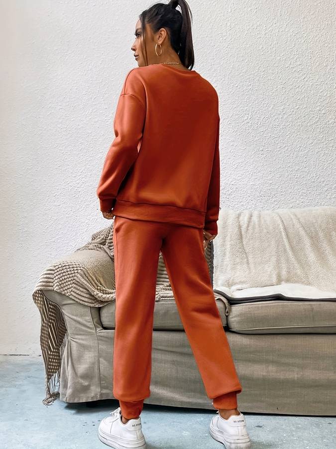 Joy - Elegancki zestaw sweter i spodnie dla kobiet