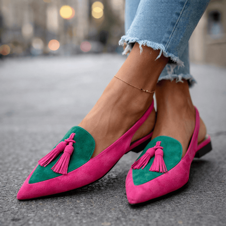 Baleriny damskie slingback na lato ze skóry ekologicznej ze szpiczastym noskiem i pomponami