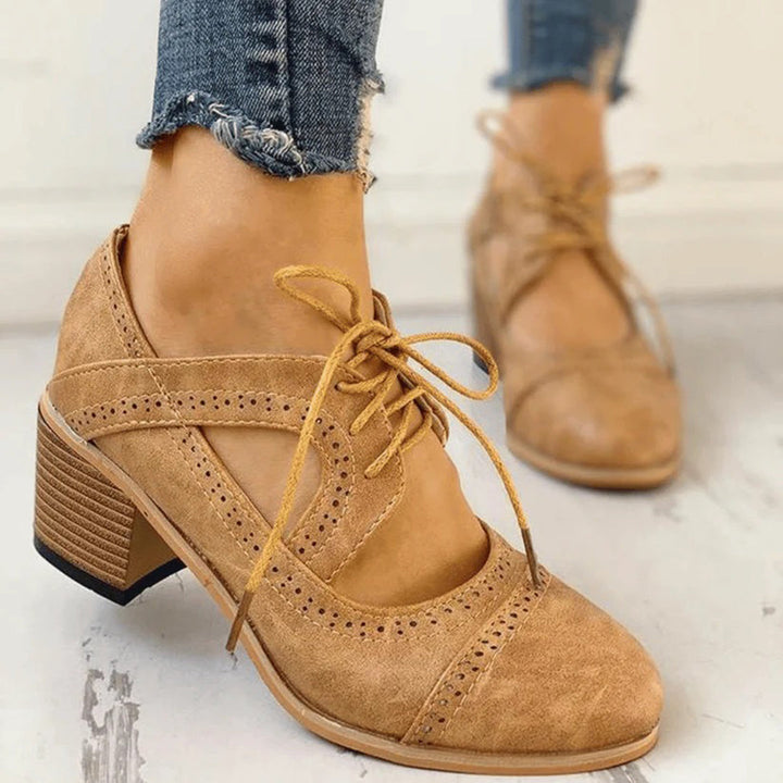 Półbuty damskie skórzane na obcasie eleganckie buty casual na sezon wiosna-lato