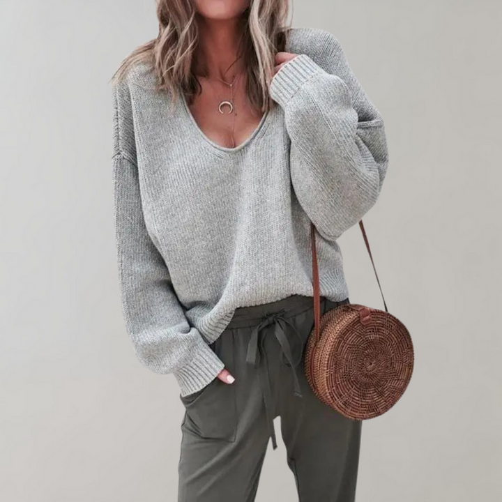 Lena - Modny sweter damski z dzianiny na każdą okazję