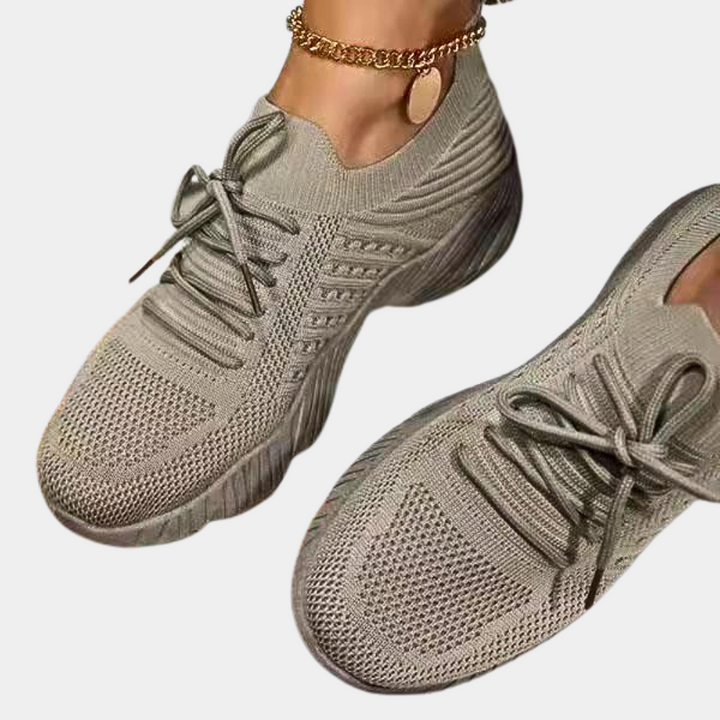 Sneakersy damskie oddychające knit na wiosnę lekkie buty sportowe wygodne casual