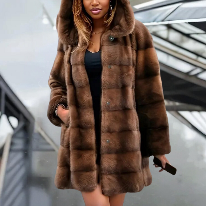 Karolina - Modna kurtka damska ze stylową bluzą z kapturem
