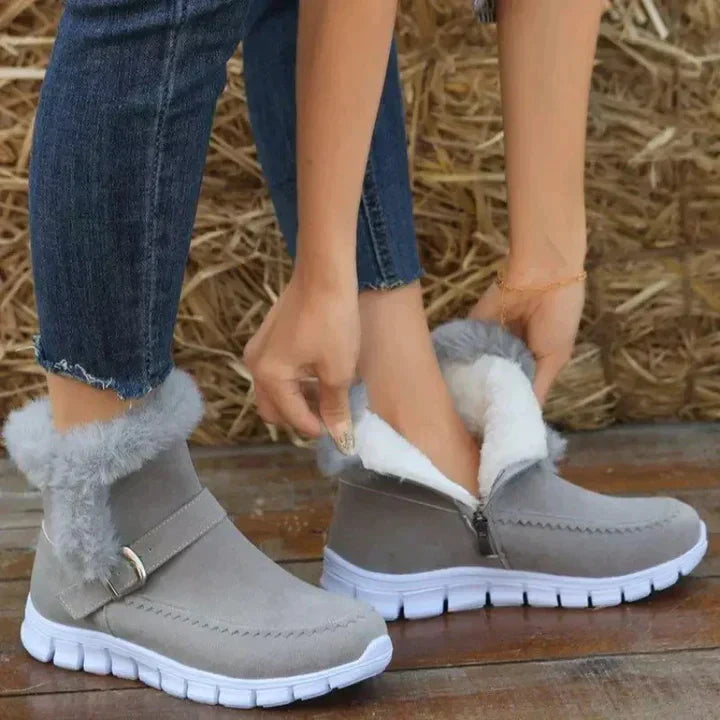 Natalia - women's winter boots with luxurious fur lining
