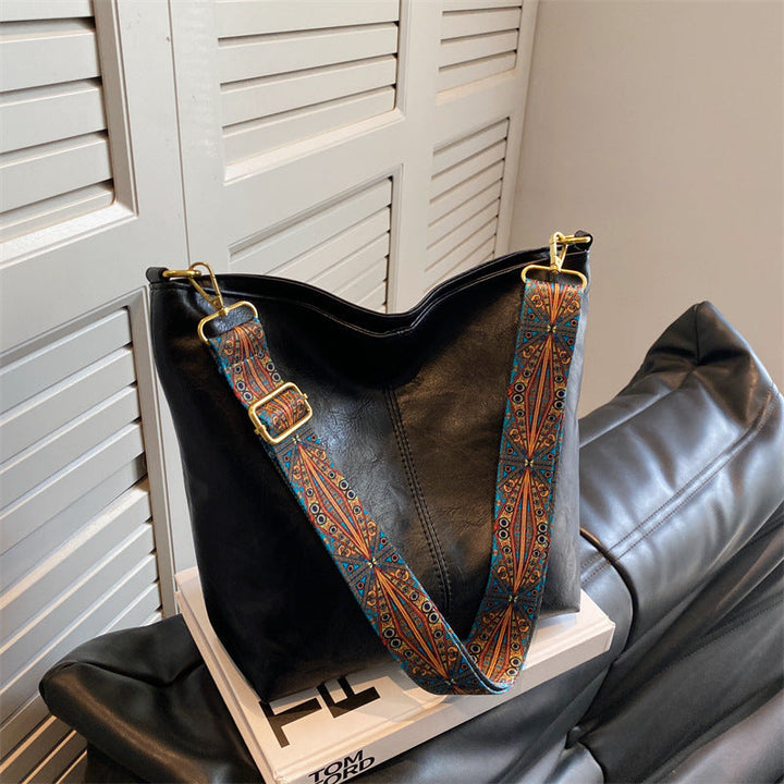 Torebka damska skórzana crossbody vintage wiosenna na ramię stylowa