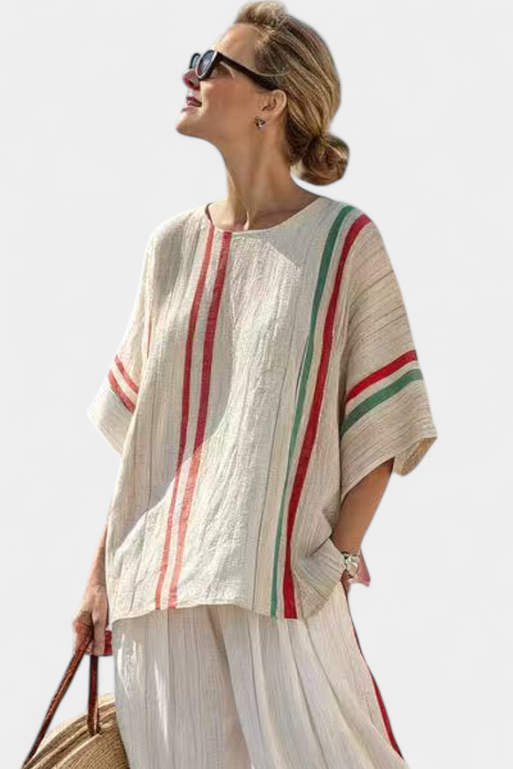 Komplet damski na lato z bluzką w stylu boho i luźnymi spodniami w paski z lnu