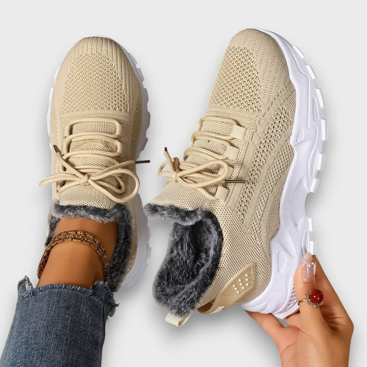 Sznurowane sneakersy zimowe ocieplane z lekką podeszwą na co dzień