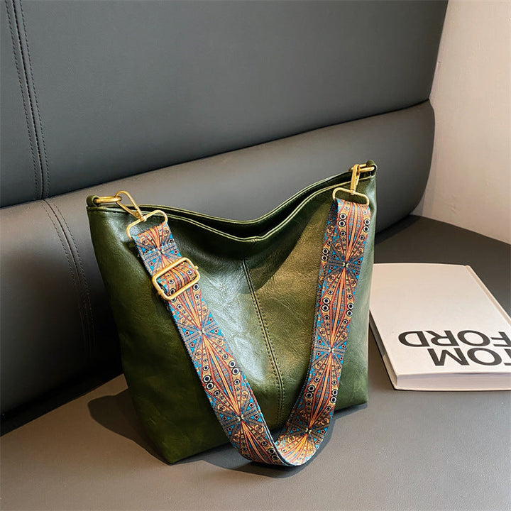 Torebka damska skórzana crossbody vintage wiosenna na ramię stylowa