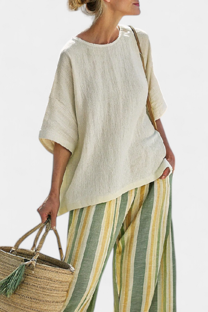 Komplet damski na lato z lnianym topem i spodniami w paski z szerokimi nogawkami