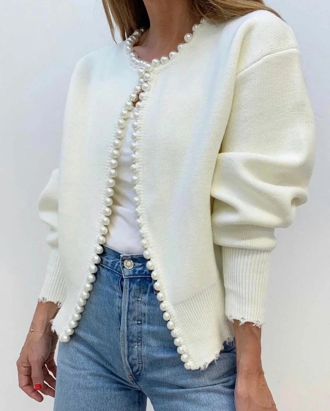 Curto trench coat feminino com mangas compridas elegantes