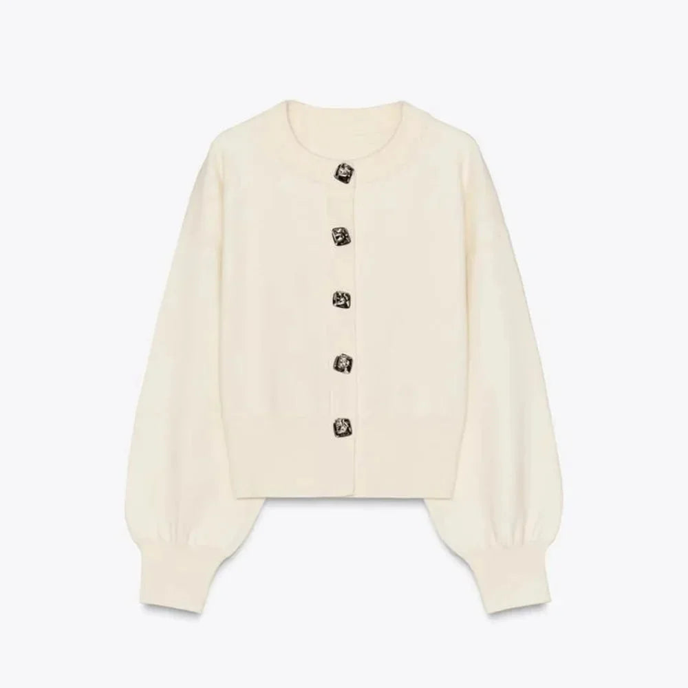 Sweter damski z golfem z dzianiny na jesień o eleganckim i ponadczasowym fasonie