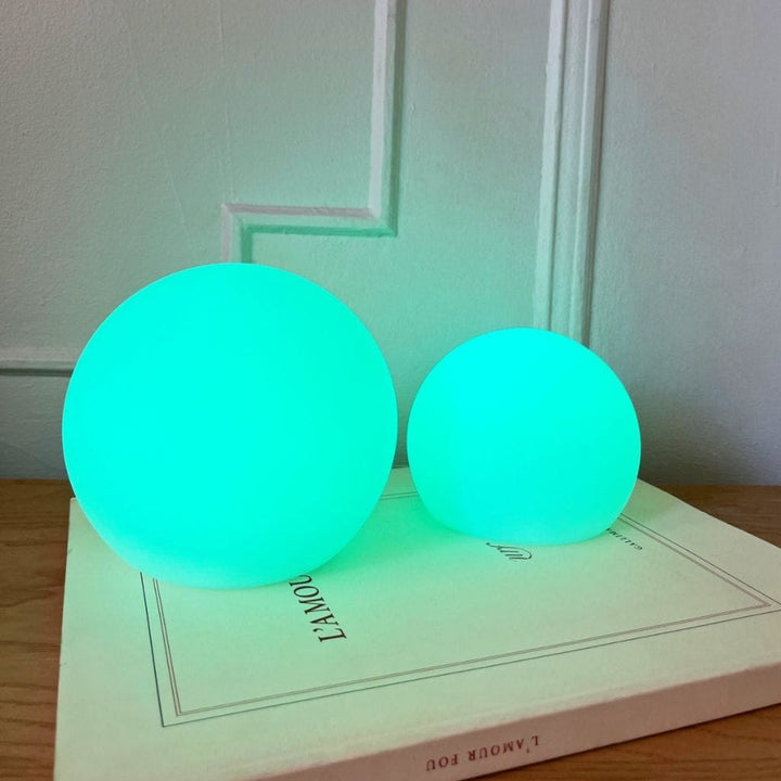 Lampa stołowa LED bezprzewodowa księżyc globus z PVC ściemniana do salonu IP65
