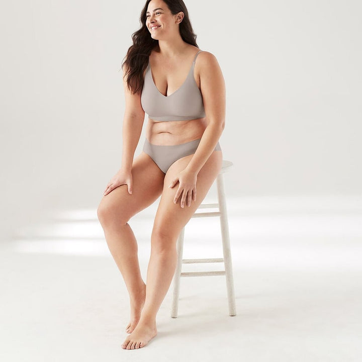 Biustonosz plus size bez fiszbin z nylonu i spandeksu podtrzymujący bezszwowy na lato