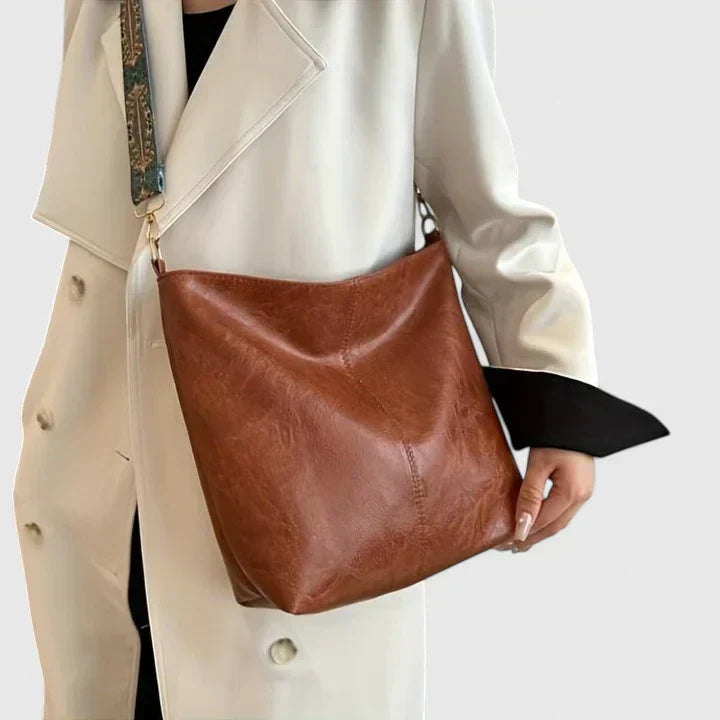 Torebka skórzana damska crossbody na ramię pojemna elegancka w stylu vintage