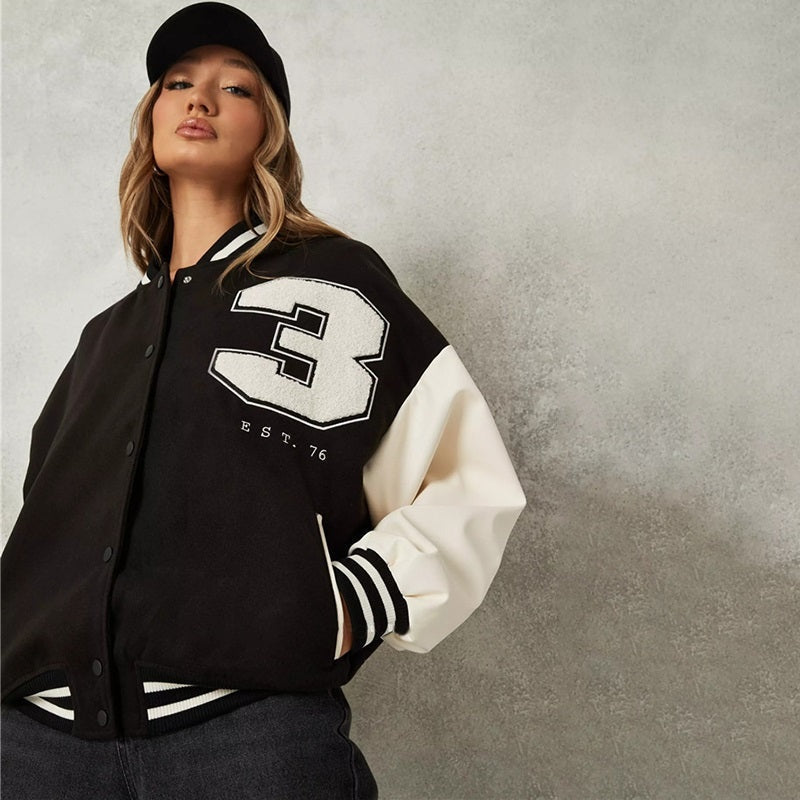 Kurtka bejsbolówka damska varsity oversize flauszowa z ekoskórą jesienna