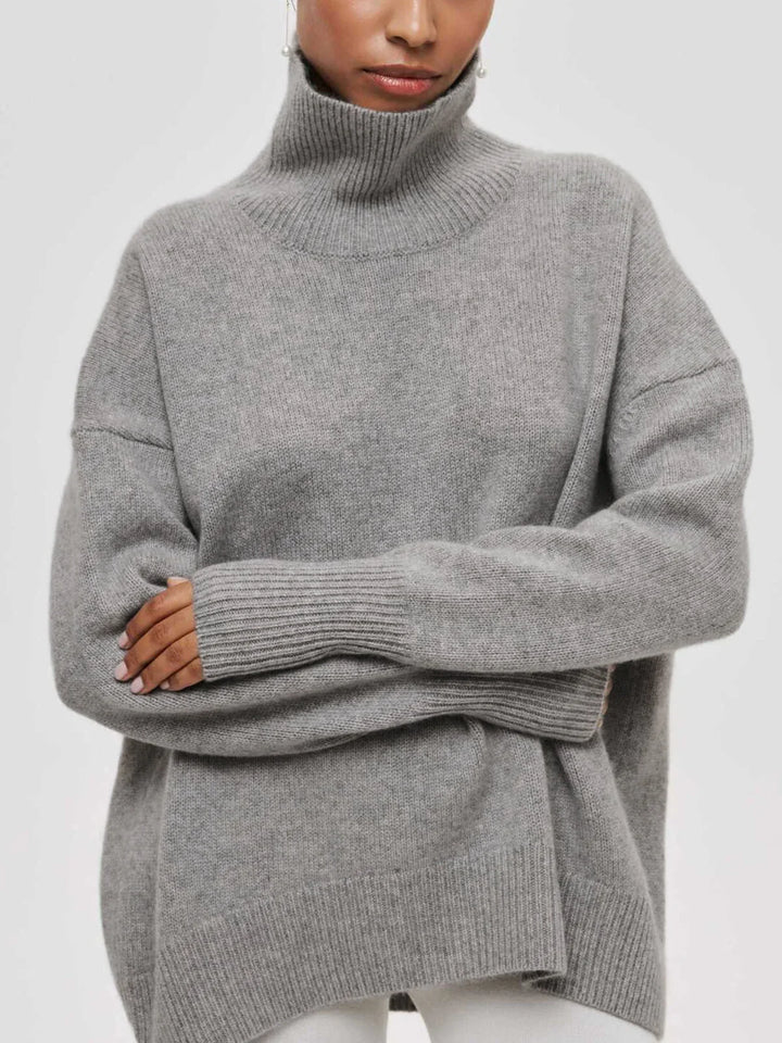 Sweter damski oversize z golfem z miękkiej dzianiny wełnianej luźny i ciepły na jesień